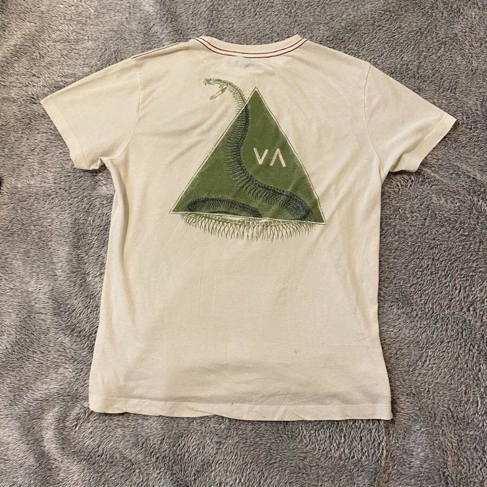 Cream RVCA short sleeve streetwear t-shirt
